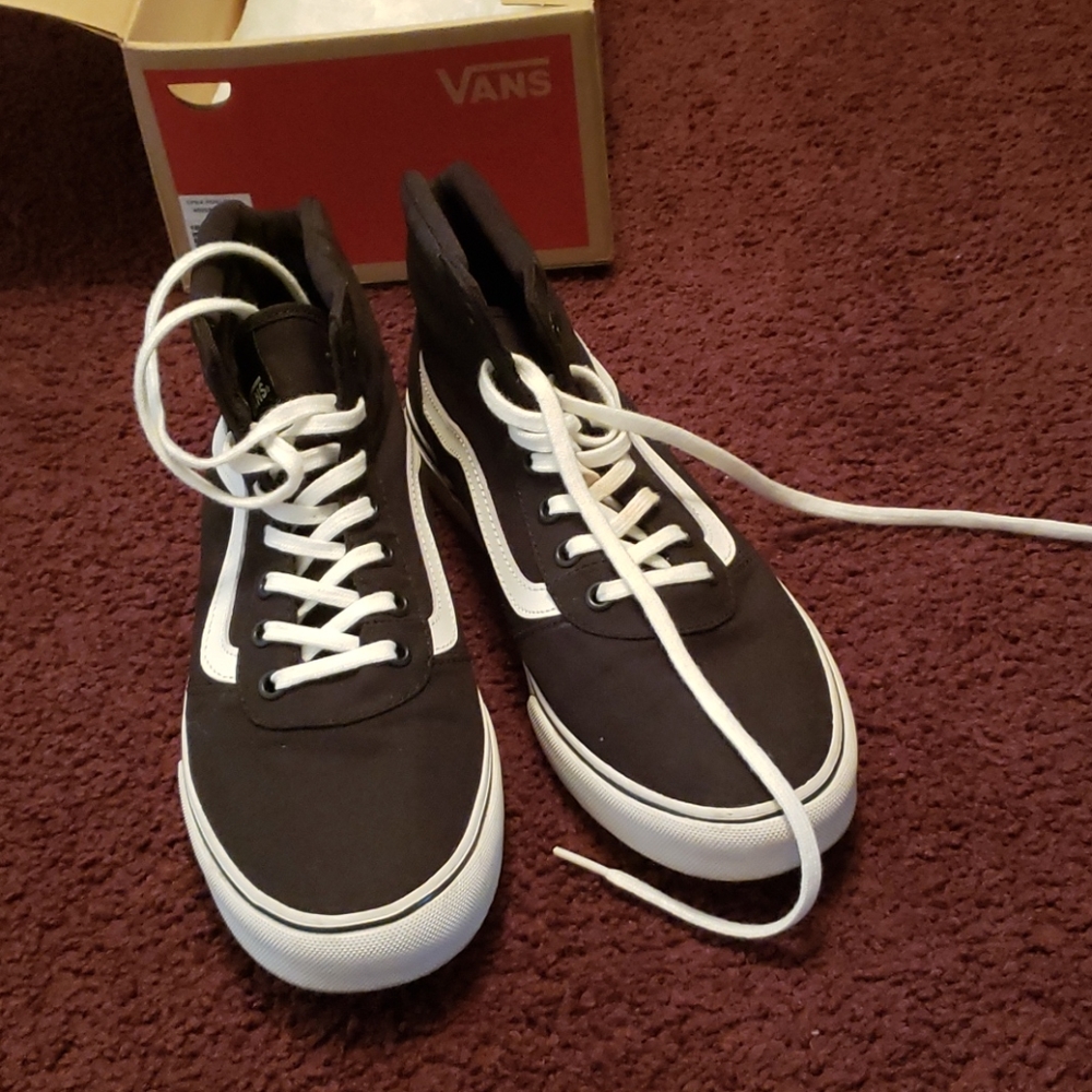 Vans Milton HI